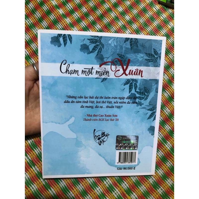 Tuyển tập thơ lục bát - Chạm một miền xuân 461150