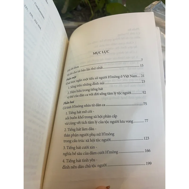 NHỮNG ĐỈNH NÚI DU CA: MỘT LỐI TÌM VỀ CÁ TÍNH H’MÔNG - NGUYỄN MẠNH TIẾN  1022999