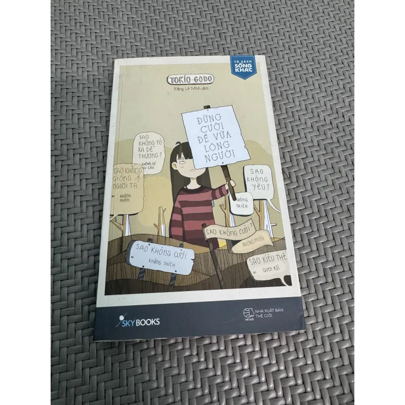 ĐỪNG CƯỜI ĐỂ VỪA LÒNG NGƯỜI - TOKIO GODO 1018658