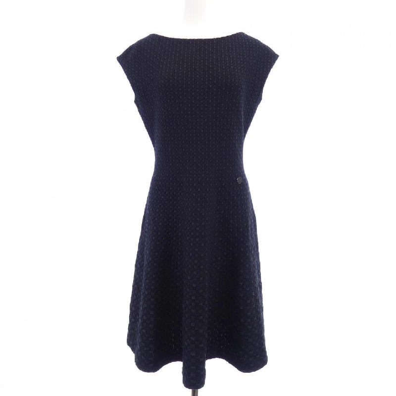 Đầm LOUIS VUITTON F5KD03OEK 646410