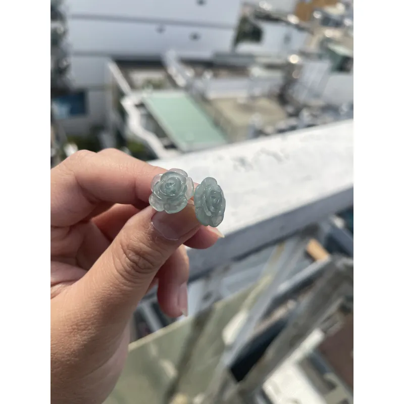 Bông tai/ Hoa tai lam ngọc - Type A (chuôi bạc - nút cao su) 800811