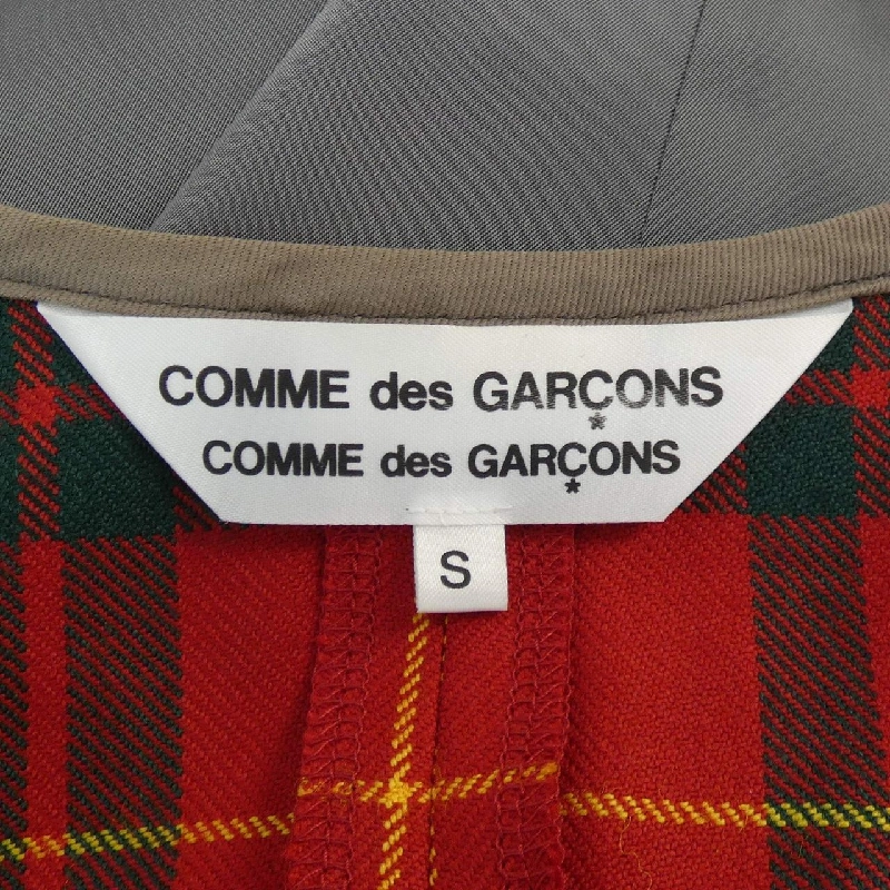 【Mã giảm giá】COMME des GARCONS Áo khoác 641190