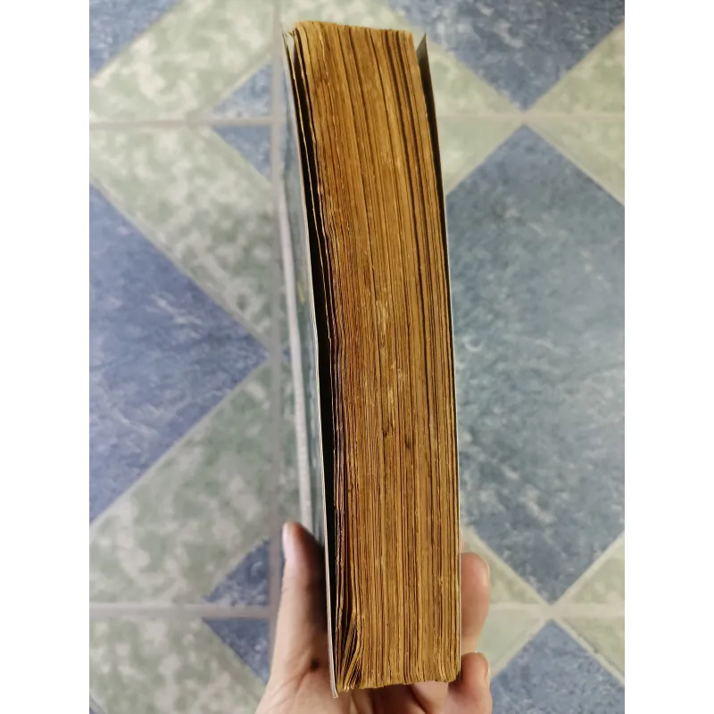 Tuyển tập truyện ngắn các tác giả đoạt giải Nobel 700367