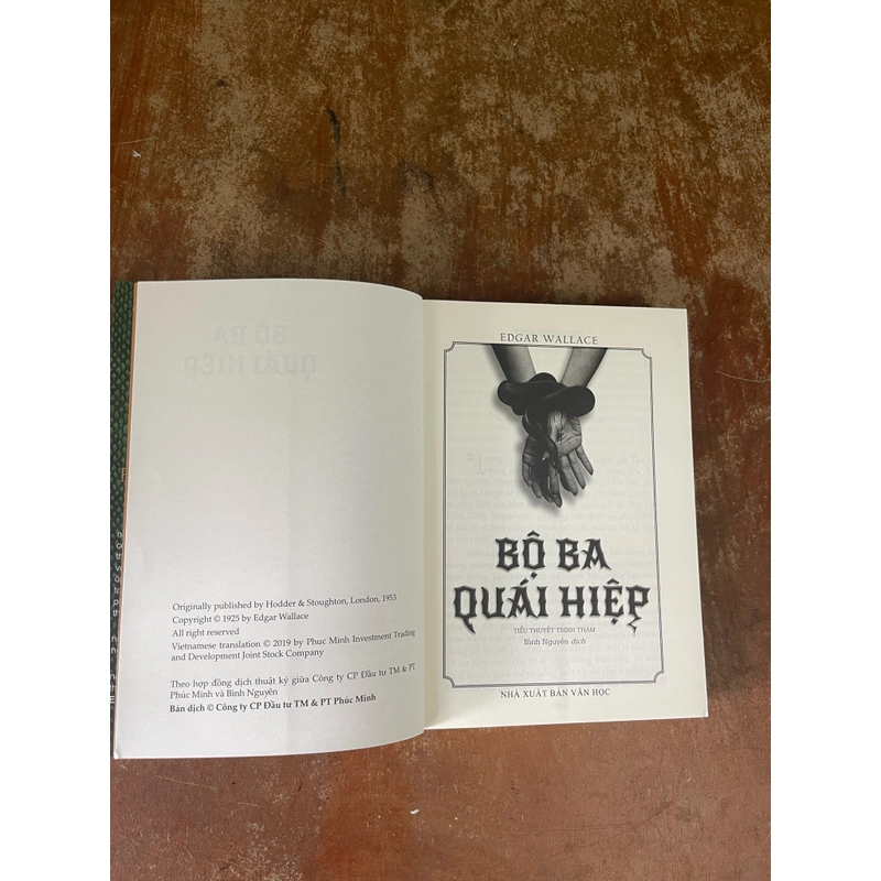 BỘ BA QUÁI HIỆP- edgar Wallace 473062