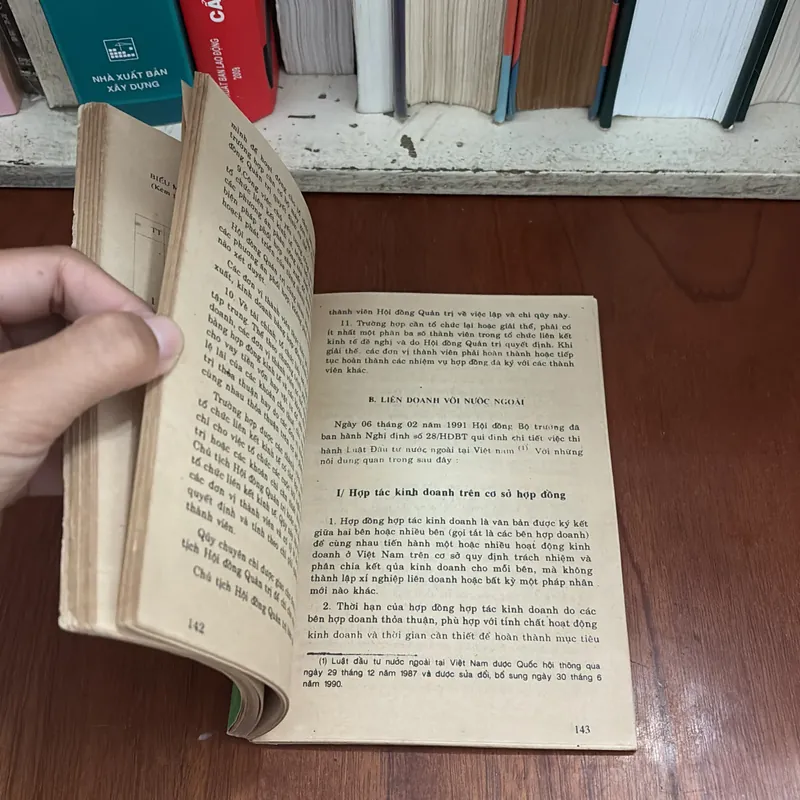 II Sách Kinh Tế: Làm Giám Đốc Cần Biết - Đào Nguyên Vịnh, Lê Thụ - 1991 604855