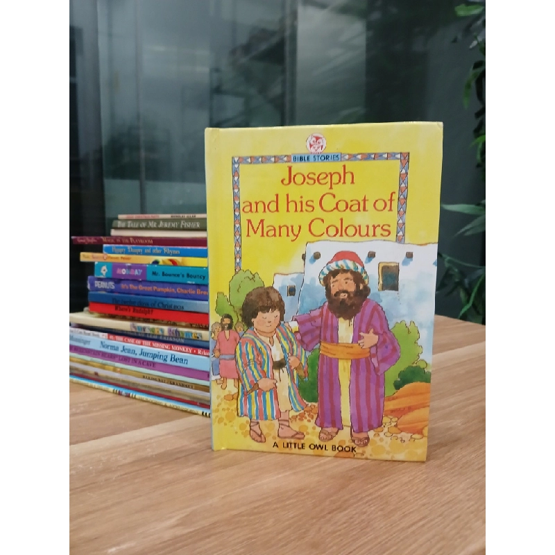 Joseph and his Coat of Many Colours - A Little Owl Book 547706
