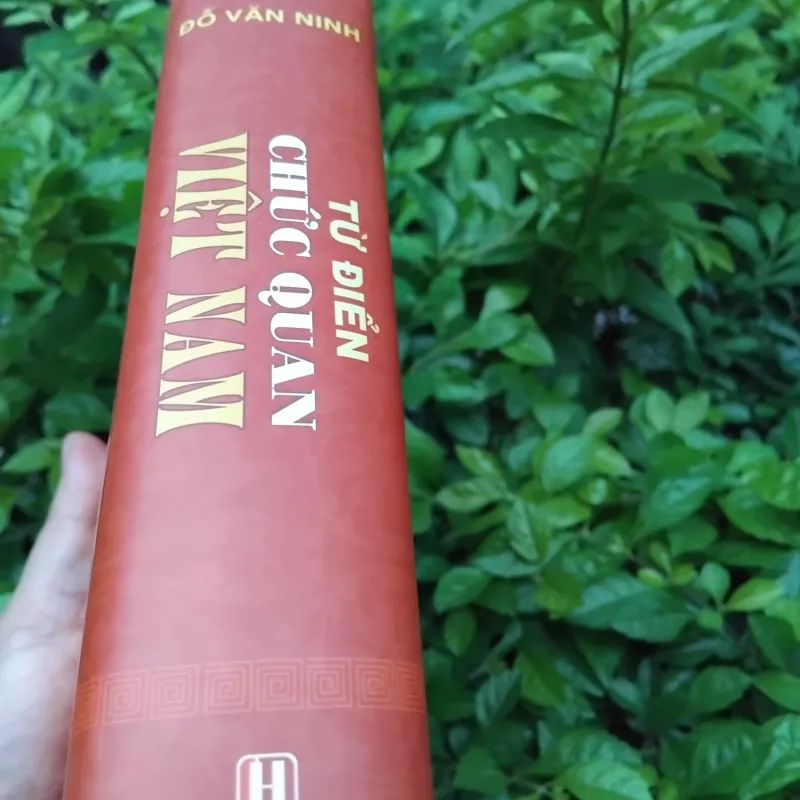 Từ điển chức quan Việt Nam của Đỗ Văn Ninh  985326