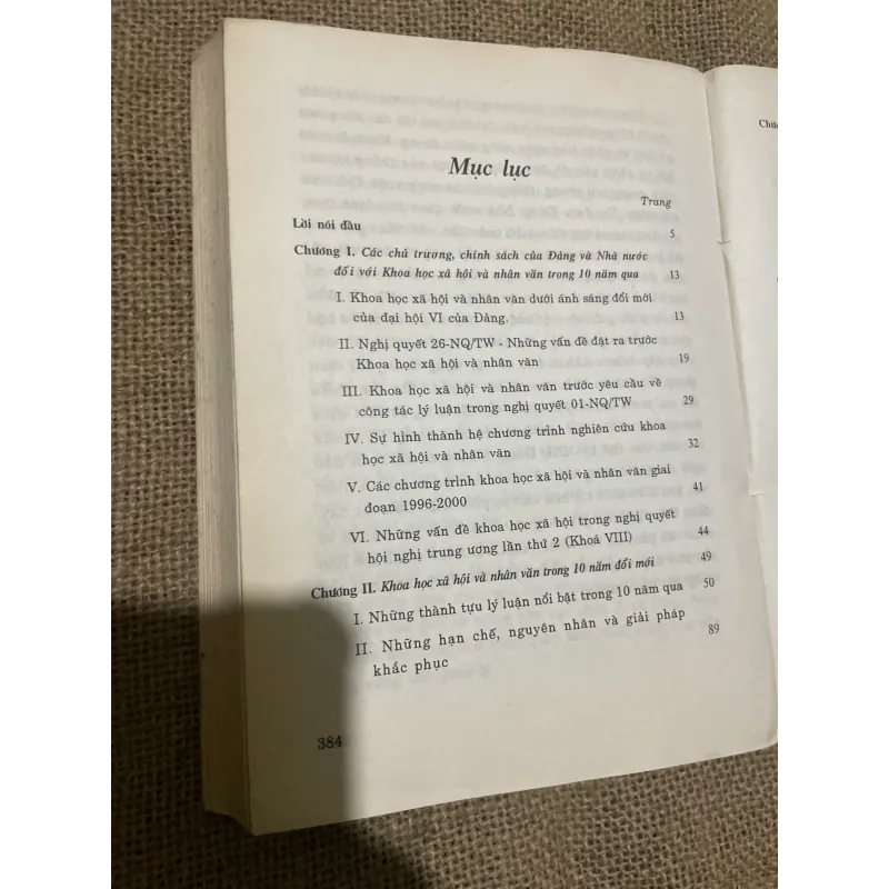 KHoa học xã hội và nhân văn: Mười năm đổi mới và phát triển-386 trang 565327