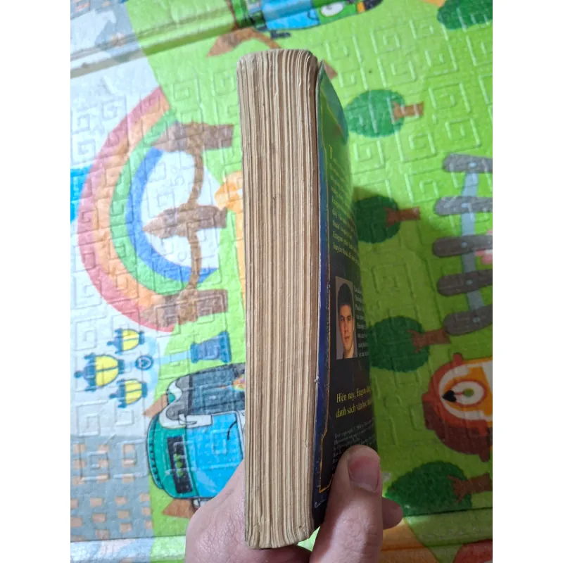 Eragon - Cậu bé cưỡi rồng tập 2 933779