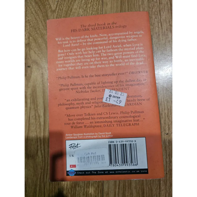 The amber spyglass  1012822