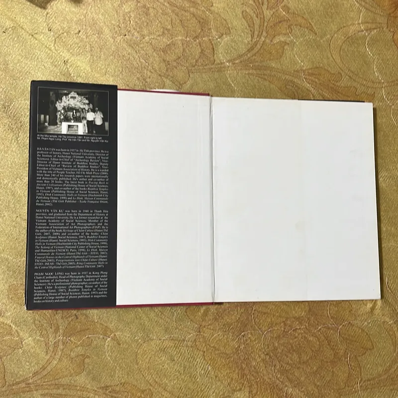 BUDDHIST TEMPLES IN VIETNAM- CHÙA VIỆT NAM- HÀ VĂN TẤN- NGUYỄN VĂN KỰ - PHẠM NGỌC LONG 736485