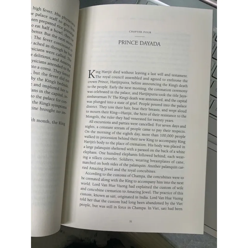 HERMITAGE AMONG THE CLOUDS AN HISTORICAL NOVEL OF FOURTEENTH CENTURY VIETNAM 605966