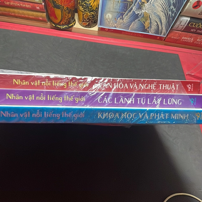 Bộ 3 cuốn Nhân vật nổi tiếng thế giới văn hoá và nghệ thuật, các lãnh tụ lẫy lừng 320394