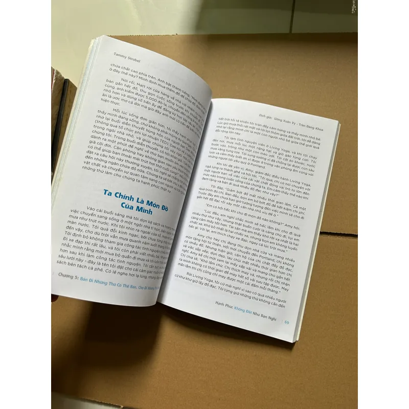 Hạnh phúc không đắt như bạn nghĩ - Tammy Strobel 740473