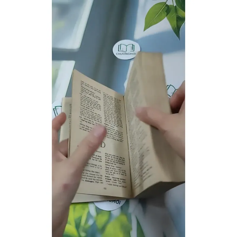 Sổ Tay Từ Đúng - Từ Sai ( Right Word - Wrong Word) - Nguyễn Thị Tuyết 727297