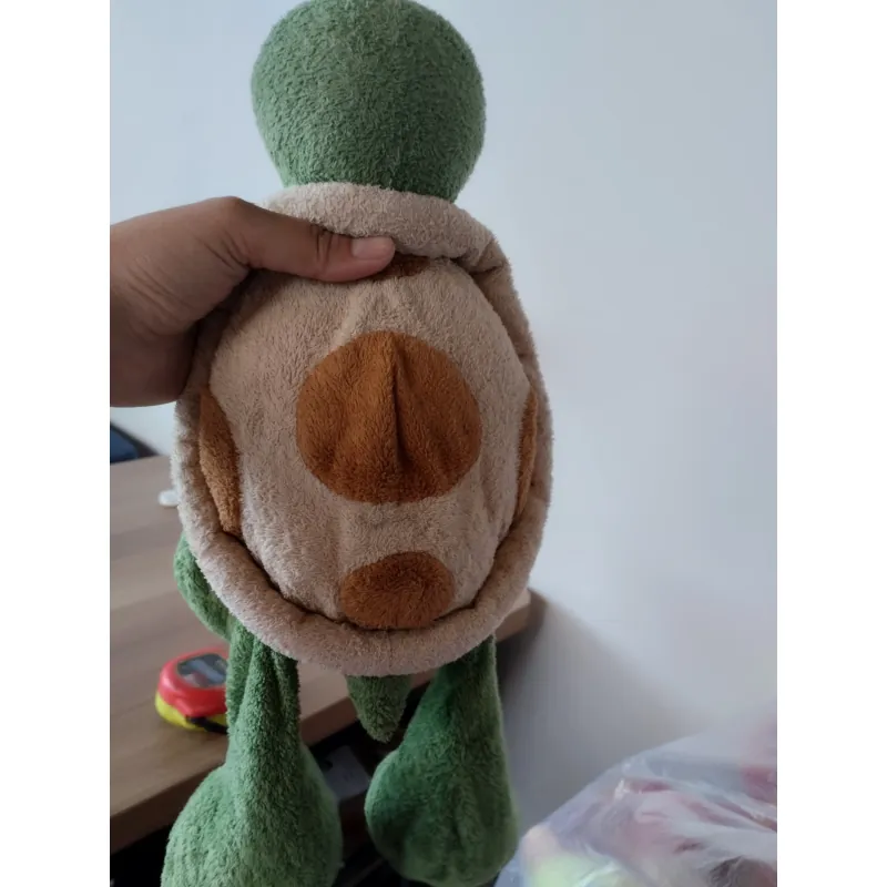 một con thú bông hình rùa màu xanh, có thể thuộc thương hiệu Jellycat,. 
Hàng 2hand 996552