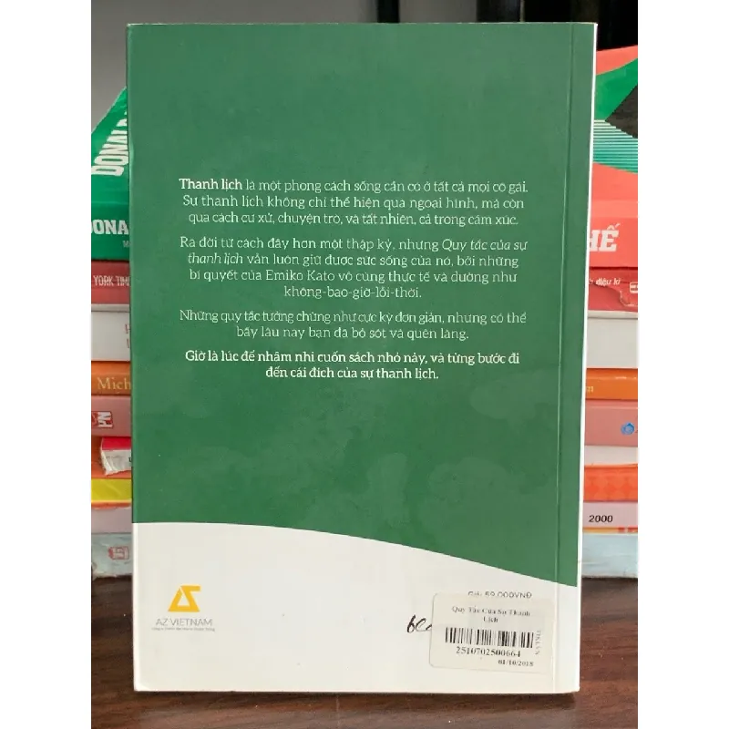 Quy tắc của sự thanh lịch – Emiko Kato 560379