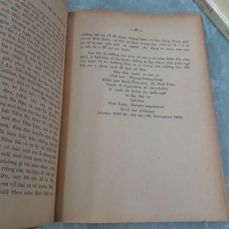 HỒI KÝ 50 NĂM MÊ HÁT - VƯƠNG HỒNG SỂN 746798