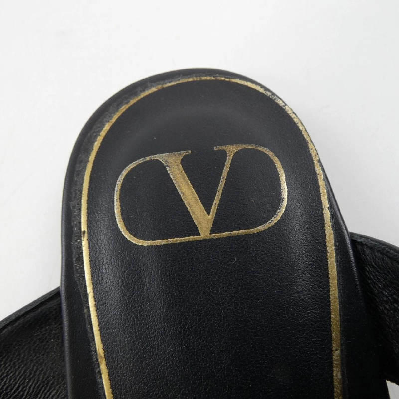 Giày sandal VALENTINO GARAVANI - Hàng hiệu Authentic 829971