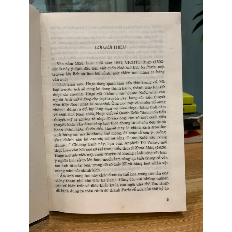 Thằng gù nhà thờ đức bà -Victor Huygo 782114