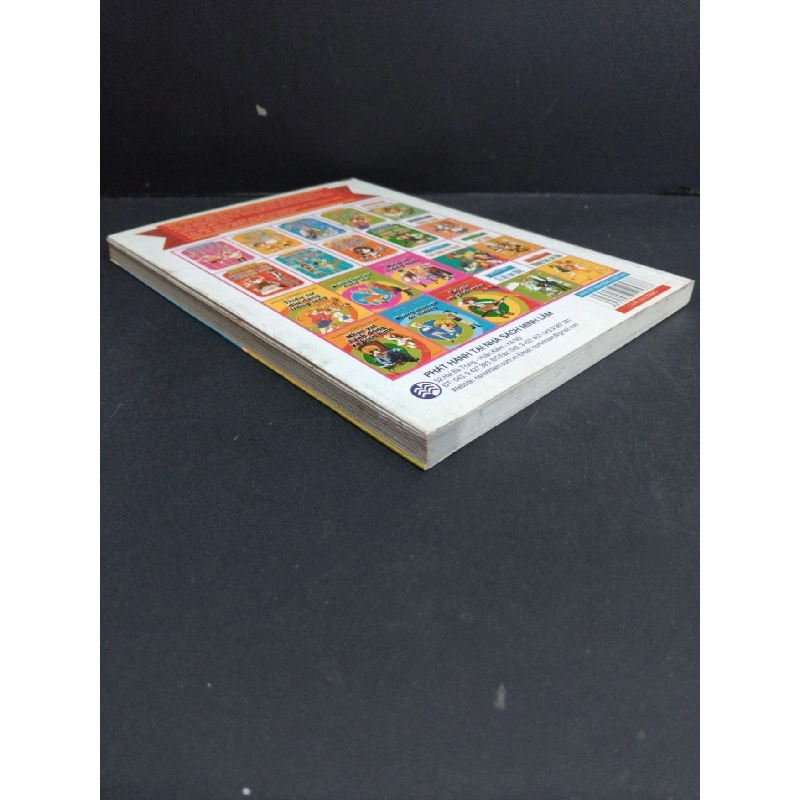 Nhân vật hành động và bối cảnh câu chuyện mới 80% bẩn bìa, ố 2011 HCM2811 Katawu Kaji GIÁO TRÌNH, CHUYÊN MÔN 918264