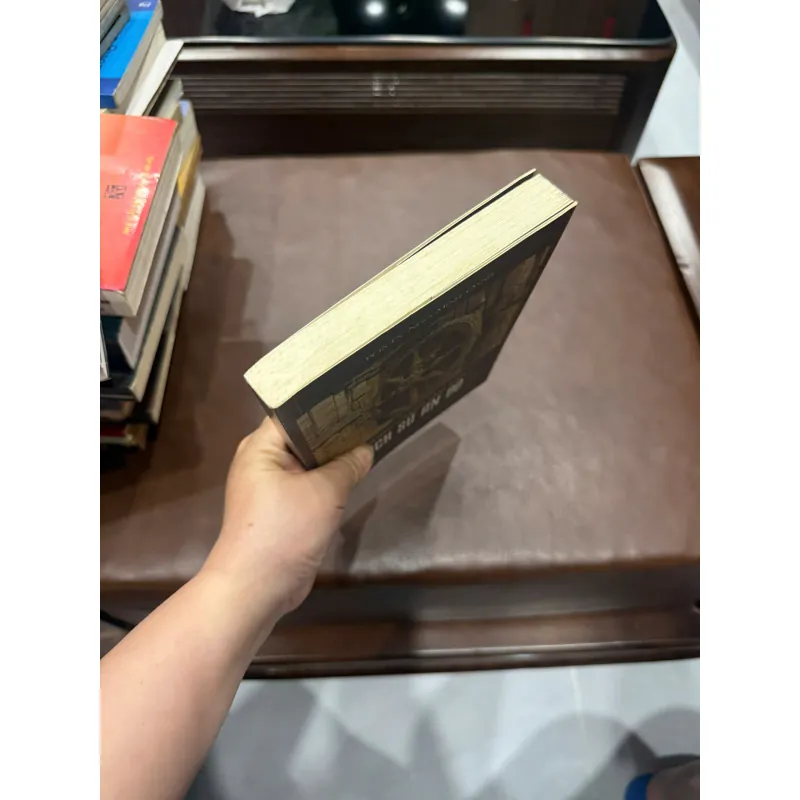 NHỮNG NGƯỜI LÀM NÊN LỊCH SỬ ẤN ĐỘ – PGS.TS NGÔ MINH OANH- K5 1031110