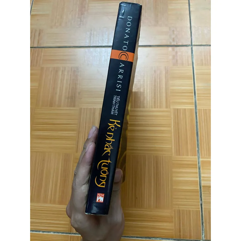 Kẻ nhắc tuồng 701086