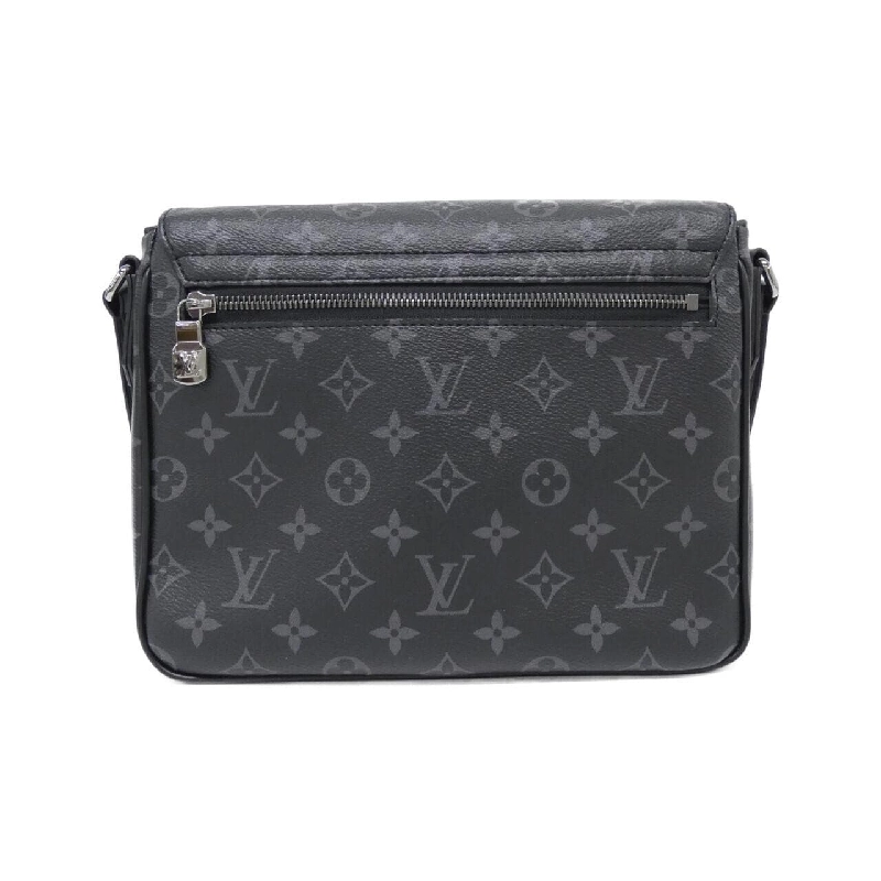 Túi đeo vai Louis Vuitton Monogram Eclipse District PM M46255 610991
