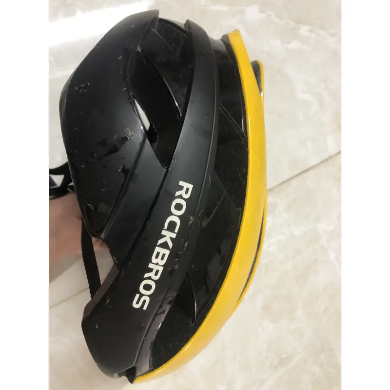 Nón bảo hiểm  689941