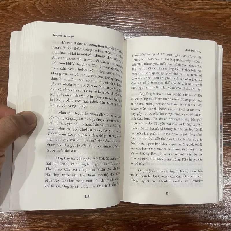 Jose Mourinho Up Close and Personal (8) 1010721