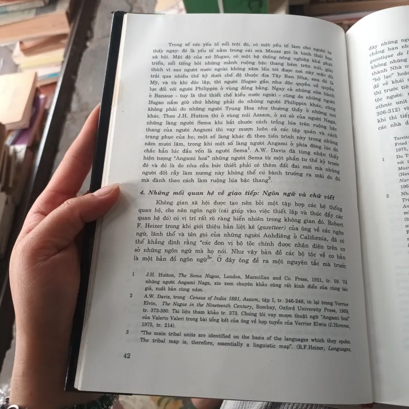 Không gian xã hội vùng Đông Nam Á - Georges Condominas 792199