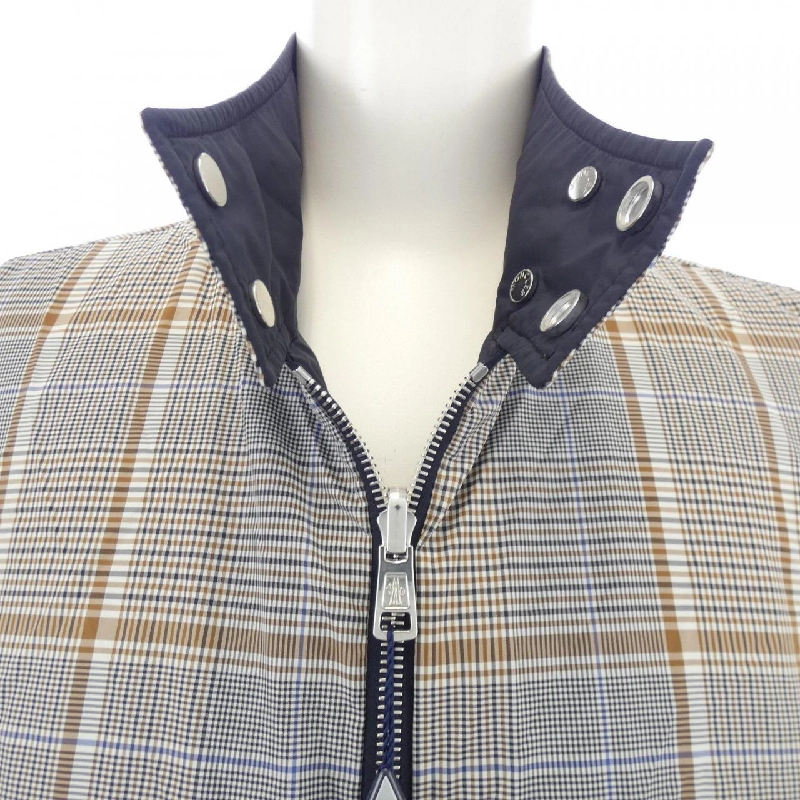 Áo khoác MONCLER - Hàng hiệu Chính hãng 898402