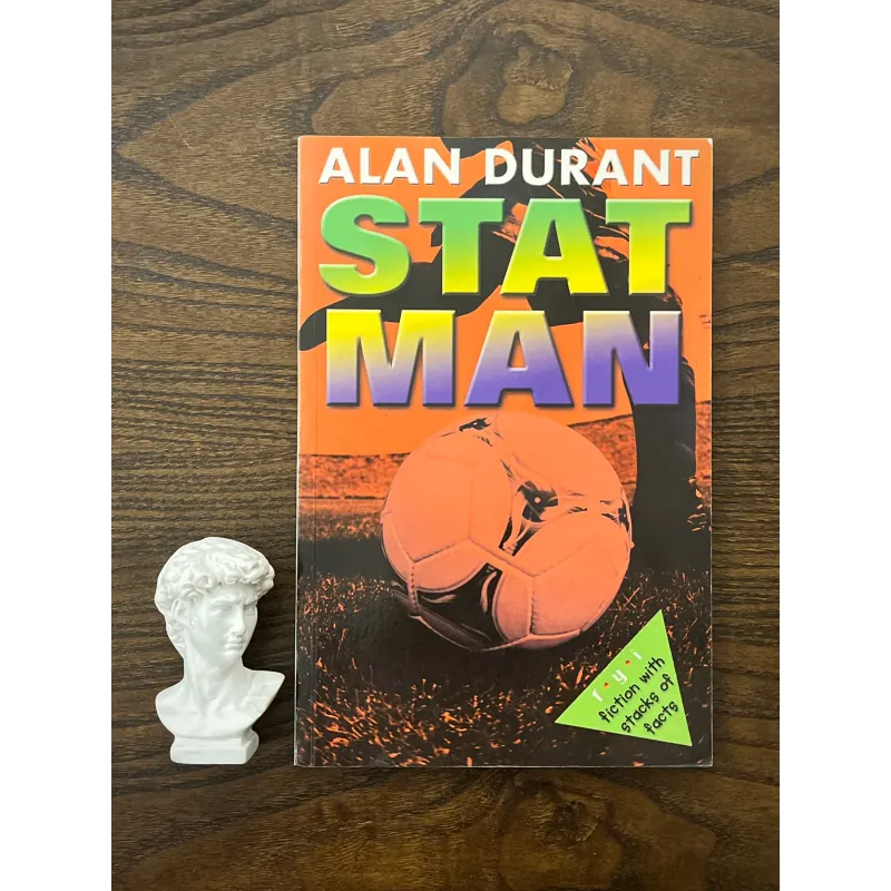 Stat Man (fiction with stacks of facts about football) 972832
