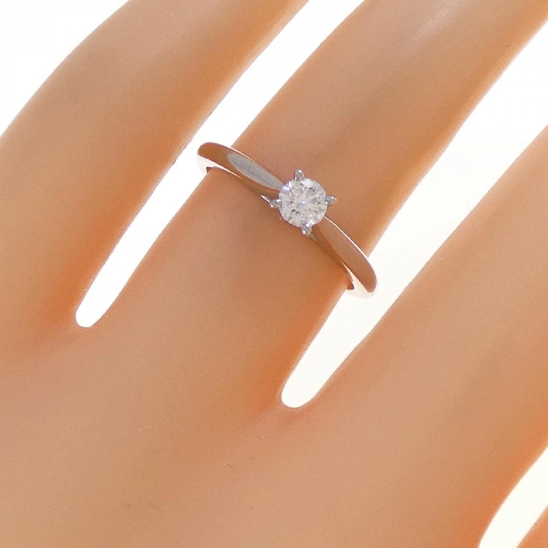 Cartier 1895 Solitaire Nhẫn 0.18CT - Hàng hiệu Chính hãng 833881