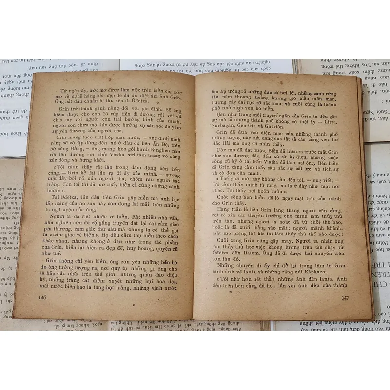 MỘT MÌNH VỚI MÙA THU - Nhà văn Konstantin Paustovsky 714169