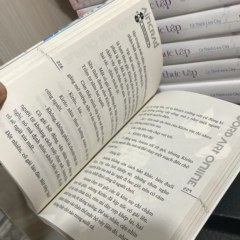 (light novel) - Sword Art Online ( tập 1 + 2 ) - Reki Kawahara 1000620