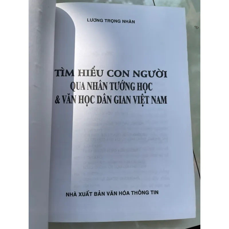 TÌM HIỂU CON NGƯỜI QUA NHÂN TƯỚNG HỌC & VĂN HỌC DÂN GIAN VIỆT NAM - LƯƠNG TRỌNG NHÂN   1042188