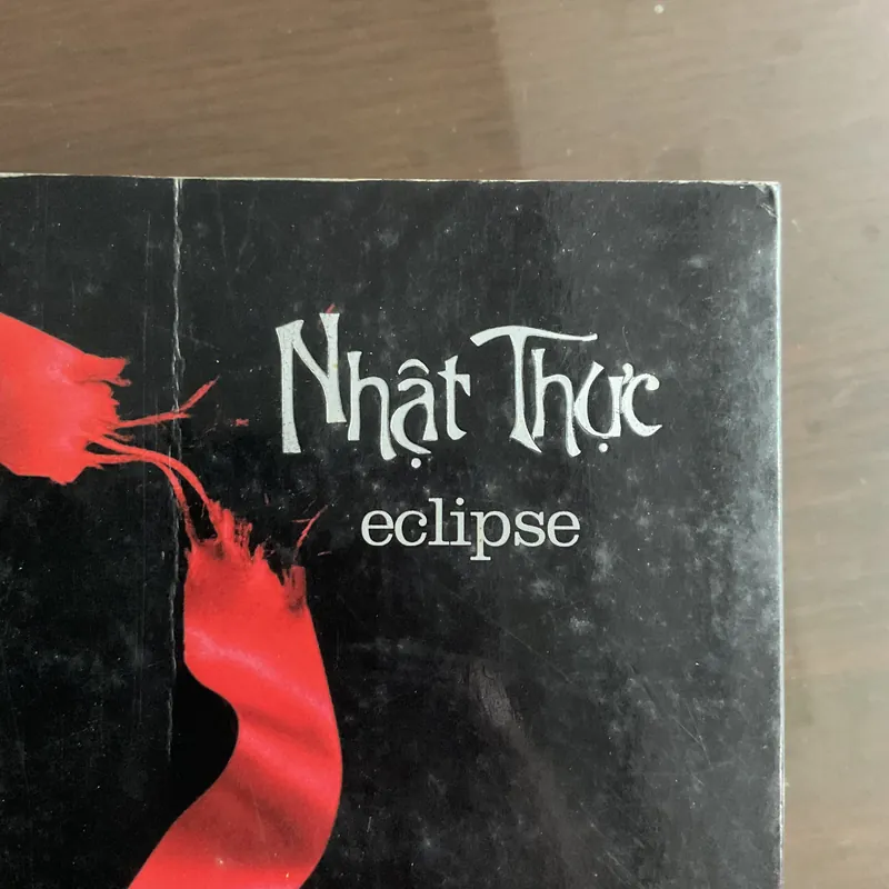 [KỲ ẢO] Nhật thực - Stephanie Meyer 721101