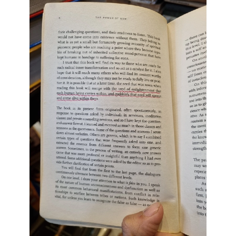 The Power of Now : A Guide to Spiritual Enlightenment - Eckhart Tolle 386979