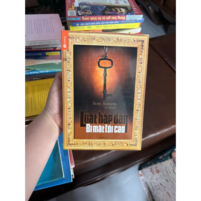 LUẬT HẤP DẪN – BÍ MẬT TỐI CAO- K4 1028165