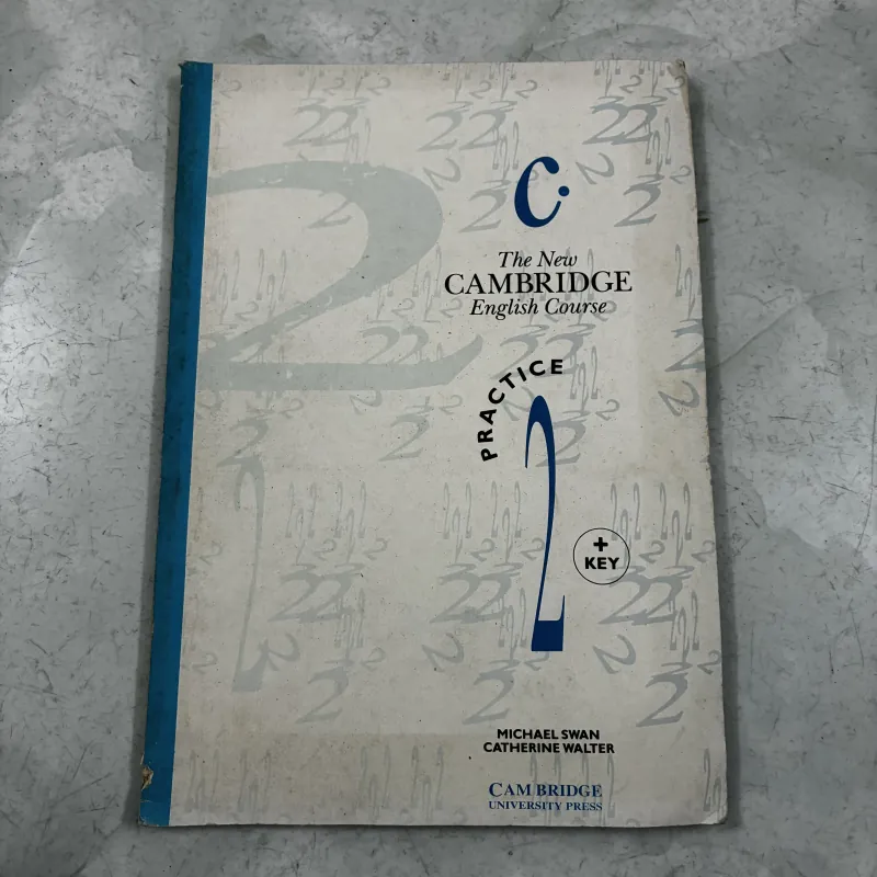 The new Cambridge English Course 1031338