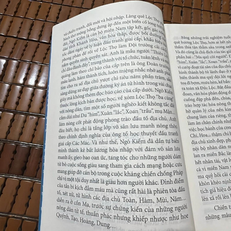 Lốc xoáy - Võ Minh ( cải cách ruộng đất) 448719