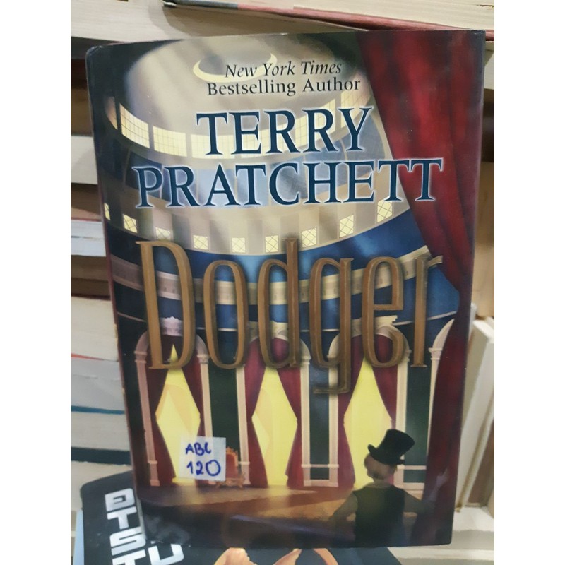 Dodger - Terry Pratchett (Hard cover) 12692