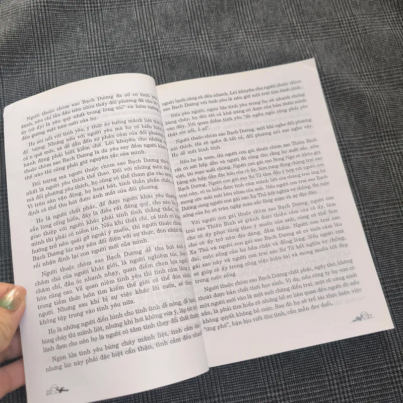 Sách Chiêm tinh học - 12 Chòm sao & Tính cách con người - Giá bìa 68k 319973