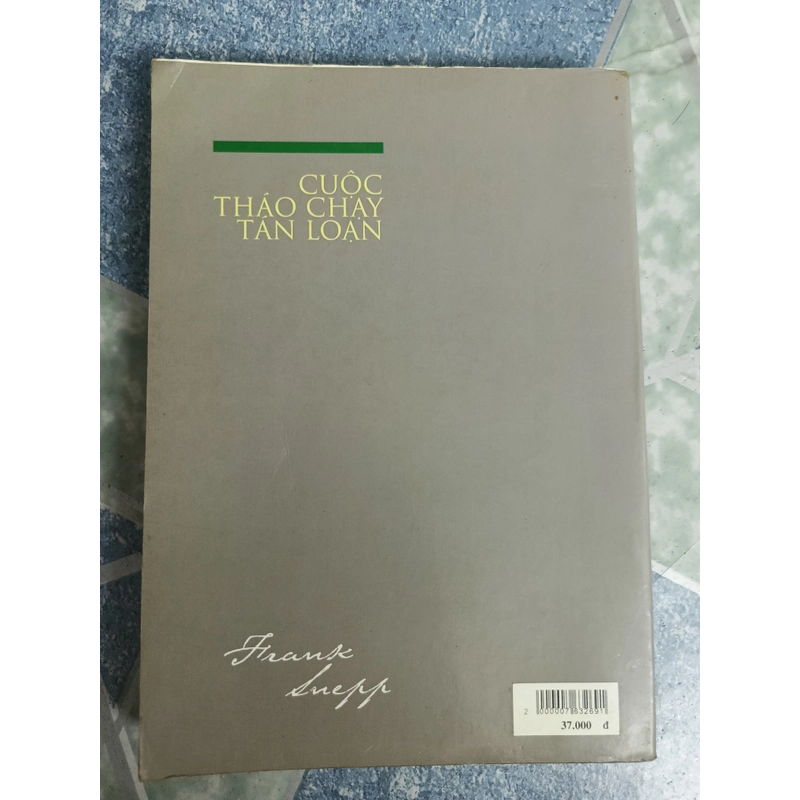 Cuộc tháo chạy tán loạn - Frank Snepp 543489