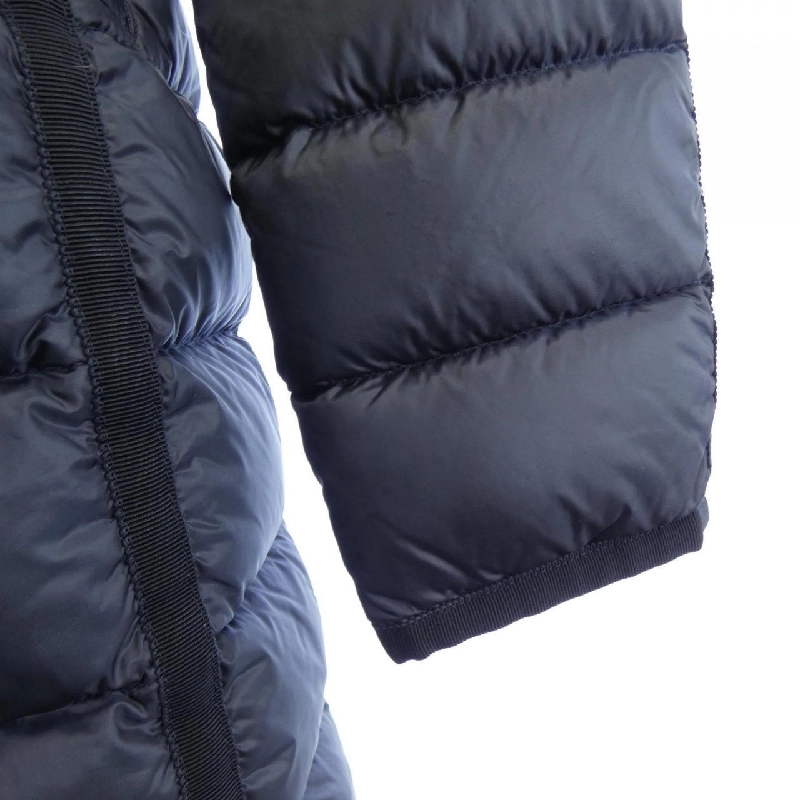 Moncler MONCLER HERMINE Áo khoác lông 633571