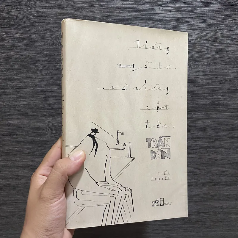 Những ngã tư và những cột đèn - Trần Dần 595819