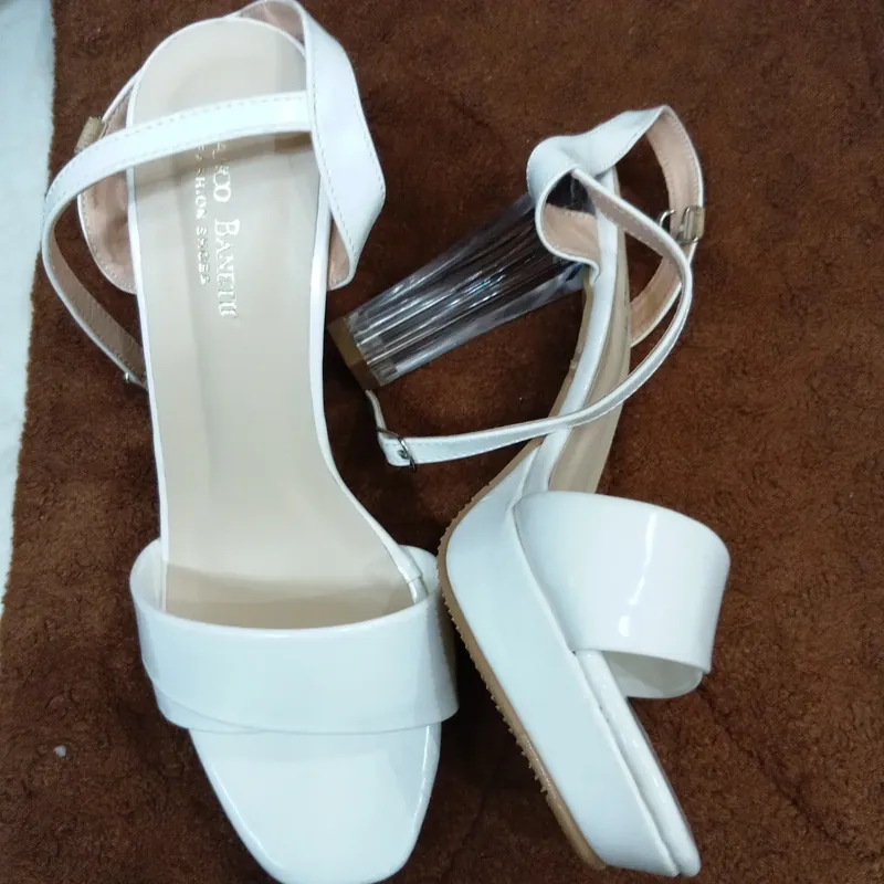 Sandand  cao gót 731124