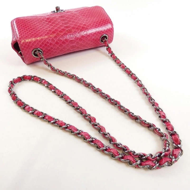 Túi xách chéo Chanel 69900 613251