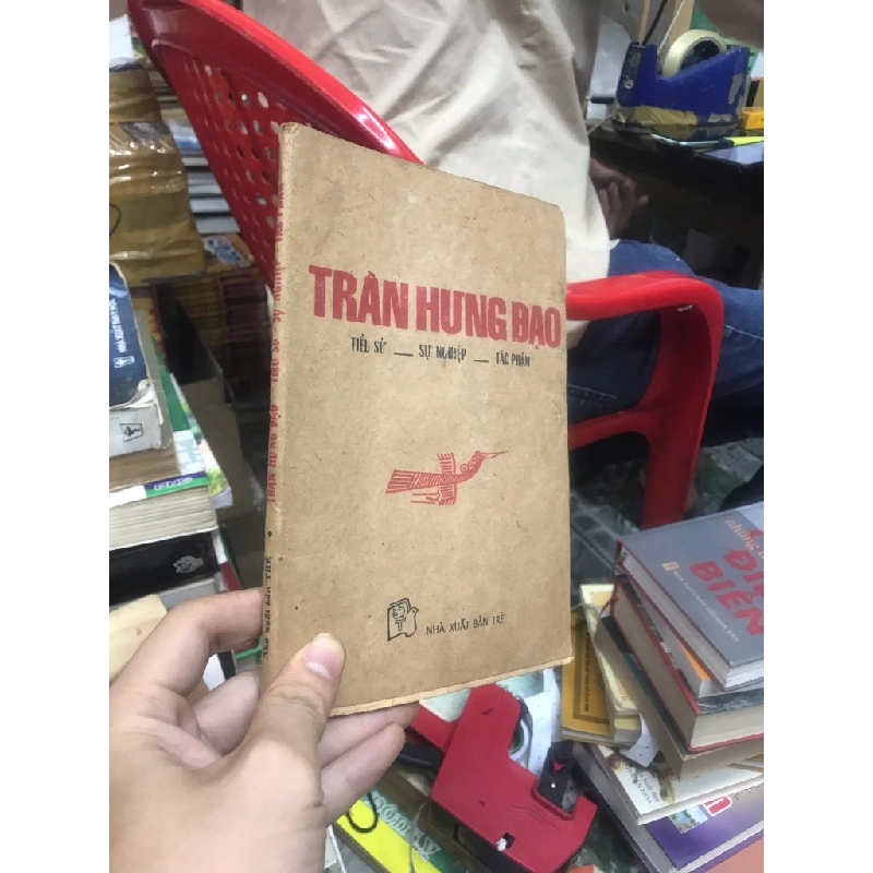 TRẦN HƯNG ĐẠO - NGUYỄN KHẮC THUẦN CHỦ BIÊN 128941